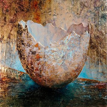 The eggshell by Annette Schmucker