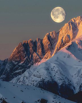 Zwitserse Alpen bij maanlicht van fernlichtsicht