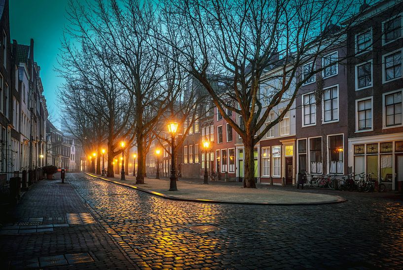Hooglandse Kerkgracht in Leiden by Dirk van Egmond