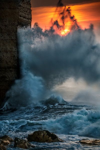 Between water and rock par Ruud Peters