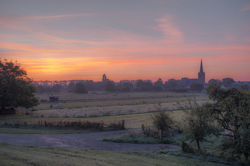 Ochtendgloren Maurik by Moetwil en van Dijk - Fotografie