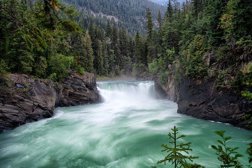 Mount Robson Overlander Falls