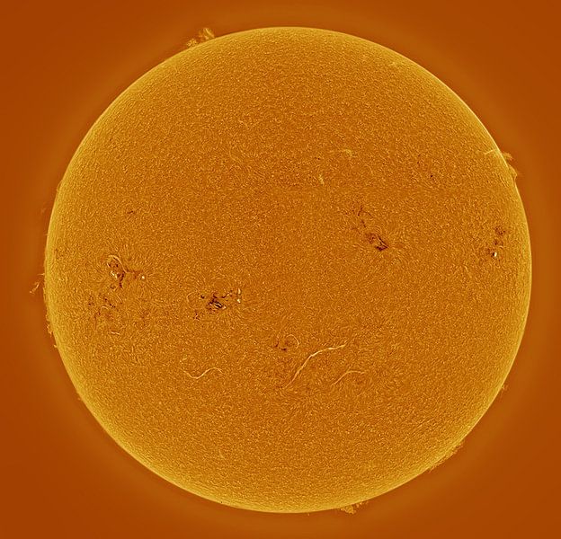 The sun by André van der Hoeven