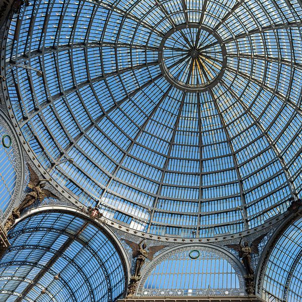 Galleria Umberto I, Napoli, Italia van Jan de Vries