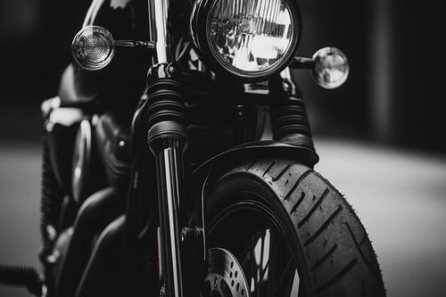 Façade de moto noire