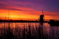 Vurige zonsopkomst langs de boezem nabij Groot Ammers