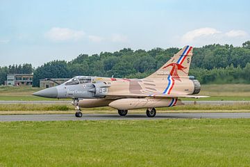 Französische Dassault Mirage 2000-5F "Vieux Charles". von Jaap van den Berg