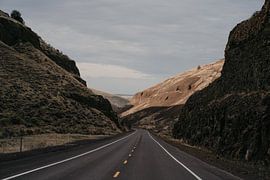 Route en Oregon, États-Unis sur Yara Dragt