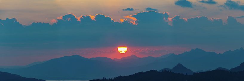 Sunrise in the Allgäu Alps by Walter G. Allgöwer