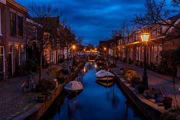 de Kijfgracht in Leiden van John Ouds