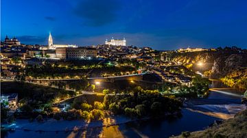 Toledo in het blauwe uur van Rainer Pickhard