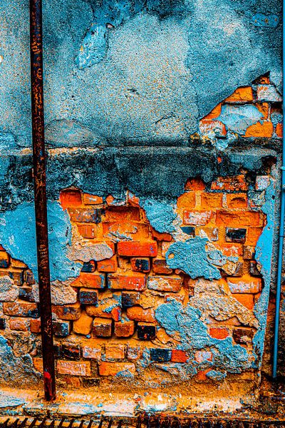 A stone wall loses its plaster. by kall3bu