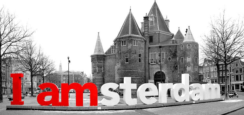 I Amsterdam De Waag Amsterdam in zwart wit van Heleen van de Ven
