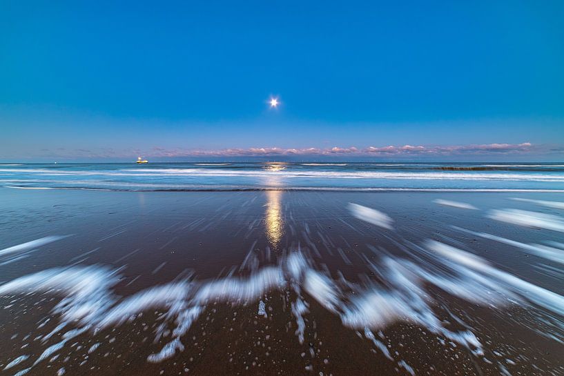 Pleine lune le matin par Yanuschka | Fotografie Noordwijk