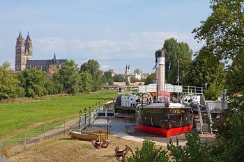 Magdeburg - Stadtpark Rotehorn mit Schiffsmuseum "Württemberg", Magdeburger Dom und Kloste