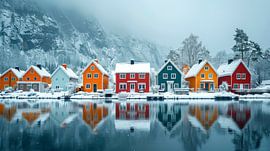 Malerische Küstenstadt in Norwegen von ArtOfPictures