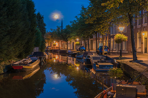 Full moon at the Sint-Franciscuschurch in Oudewater