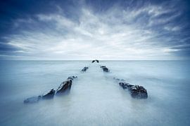 Weathered old breakwater near Hindeloopen by Fotografiecor .nl