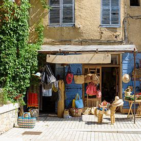 Kleiner Laden Cotignac Südfrankreich von Arno Lambregtse