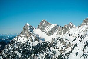 Vue hivernale sur les montagnes de Tannheim sur Leo Schindzielorz