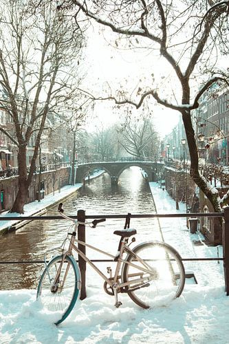Fiets aan de gracht