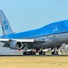 KLM Boeing 747-400M verkeersvliegtuig. van Jaap van den Berg
