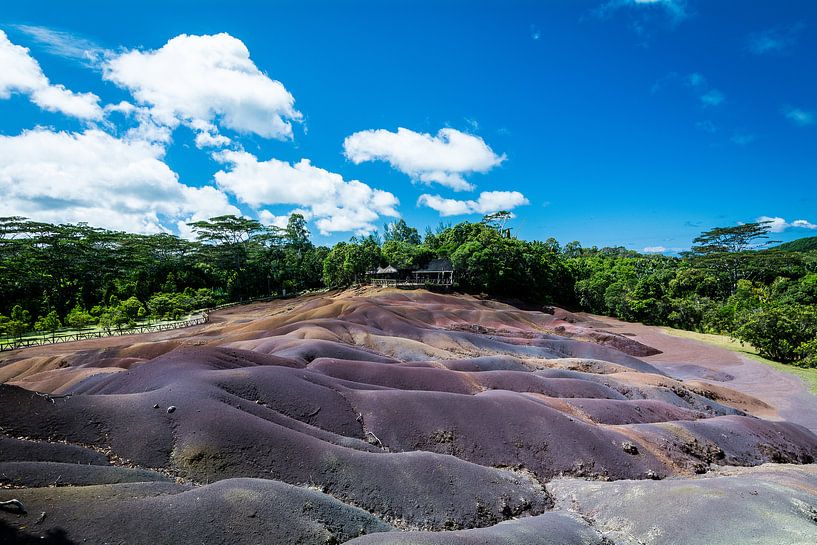 Sieben farbige Erde, Mauritius, Afrika von Danny Leij