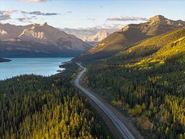 The Golden Trail along Abraham Lake by Thomas Röell