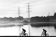 Mountainbikers in landschap van Art by Fokje thumbnail