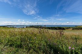 Groß Zicker, Blick zum Klein Zicker, den Zicker See und die Ostsee, Rügen von GH Foto & Artdesign