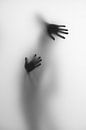 Misty Hands van Andrew Greening thumbnail