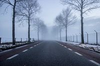 Lege weg in de winter
