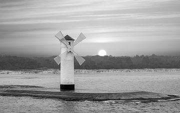 Vuurtoren Windmolen Stawa Mlyny, Swinoujscie, Oostzee, Polen gebruiktom van Animaflora PicsStock