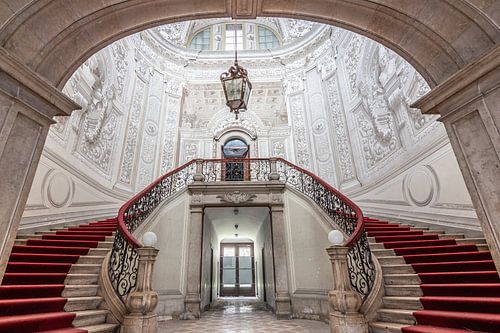 An abandoned palace and its beautiful stairwell