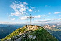 Sonnenaufgang über den Tannheimer Bergen an der Roten Flüh