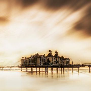 Sellin pier in the sunlight by Voss Fine Art Fotografie