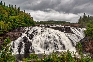 Chute d'eau au Canada