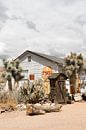 Alte Scheune entlang der historischen Route 66 in Arizona von Henrike Schenk Miniaturansicht