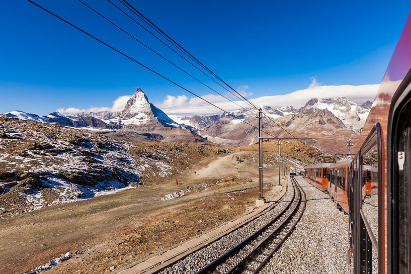 Matterhorn en Gornergratbahn in Zwitserland van Werner Dieterich