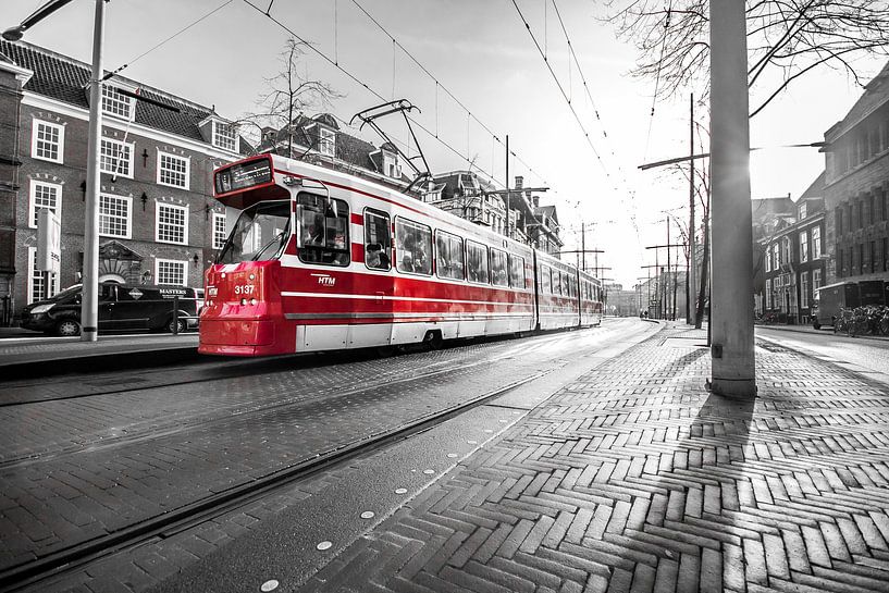rode tram van Bertrik Hakvoort