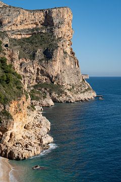 Kliffen aan de Middellandse Zee, Morro Falquí van Adriana Mueller