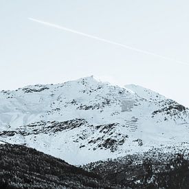 Mountainside von Max Kooijmans