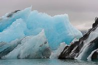 gletsjerijs by Richard van der Hoek thumbnail