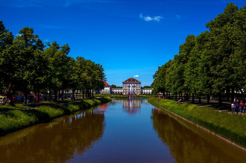 Waterreflections of Nymphenburg Palace von Michael Nägele