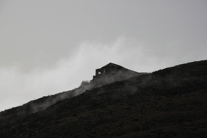 Huis in de wolken by Leanne de Blok
