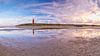 Leuchtturm von Texel mit Spiegelung. von Justin Sinner Pictures ( Fotograaf op Texel) Miniaturansicht