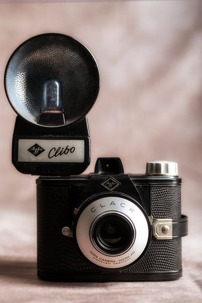 Alte Agfa Clack Fotokamera mit Blitz von Humphry Jacobs