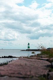 Phare en bord de mer sur Sophie Luther