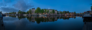 Blick auf den Fluss Amstel (Westseite) in Amsterdam, 2023 - 12