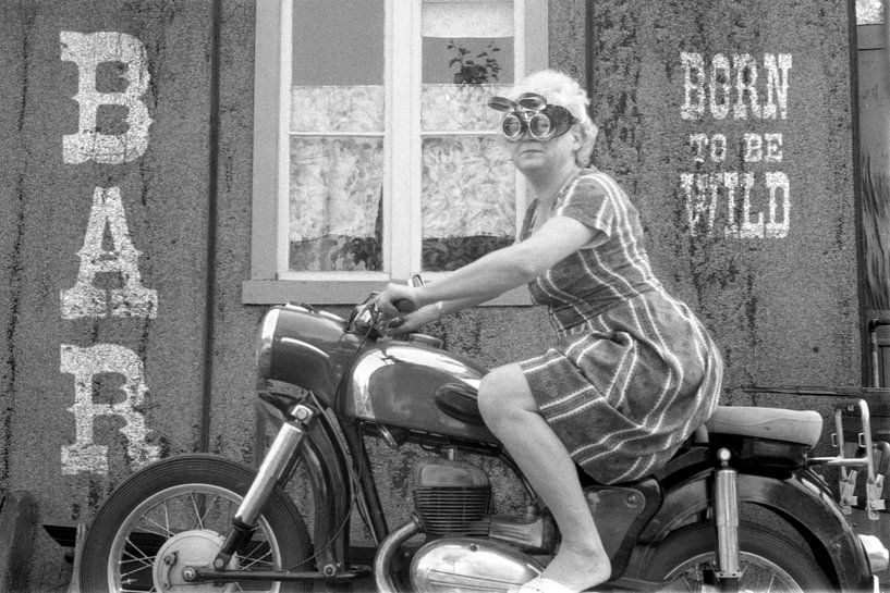 Born to be wild van Timeview Vintage Images
